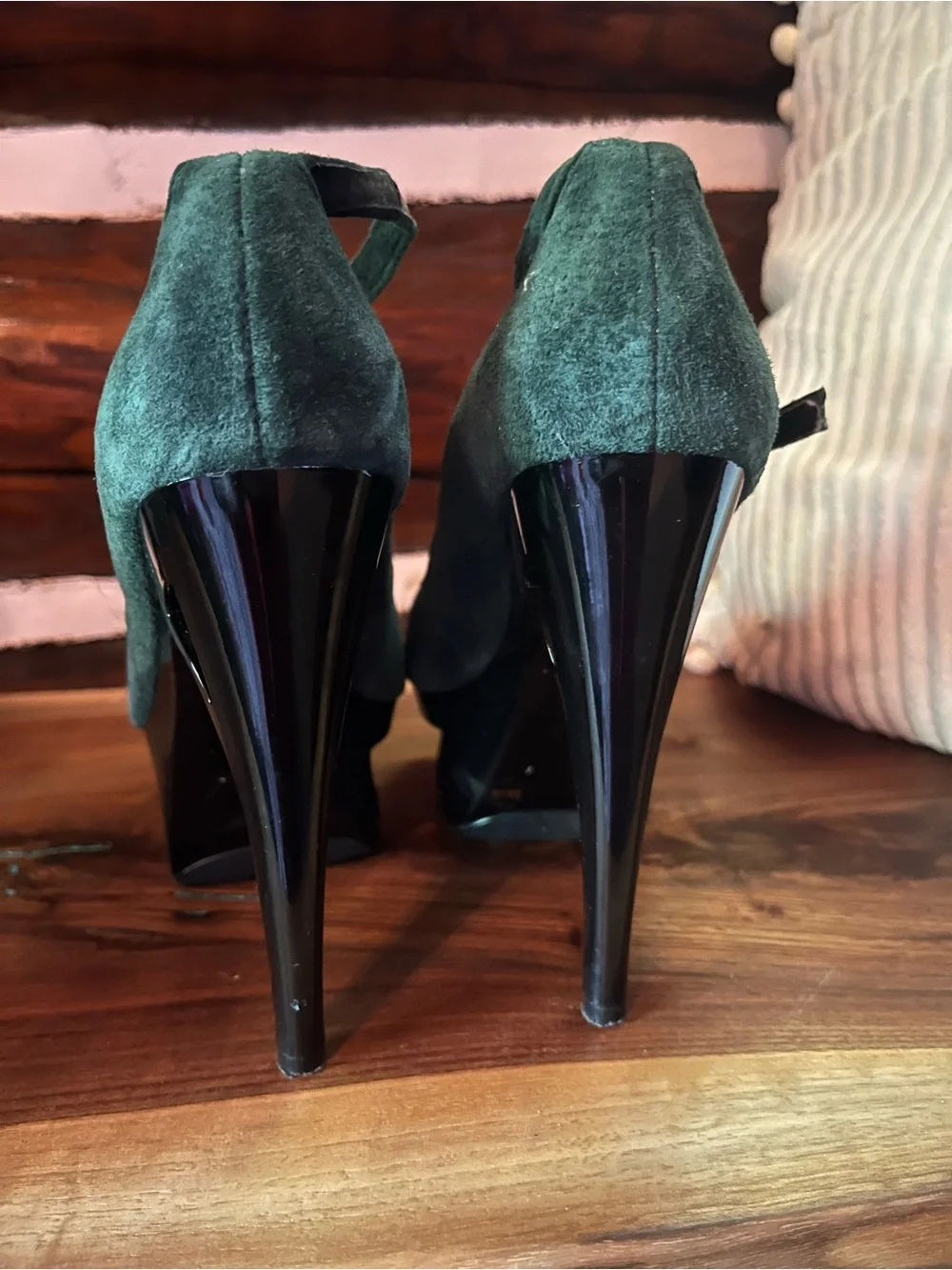 Jessica Simpson Beckery Heels